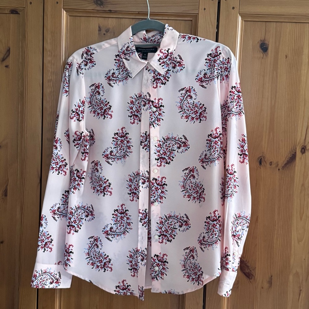 Banana Republic Paisley  Button Down Blouse-Almsot New